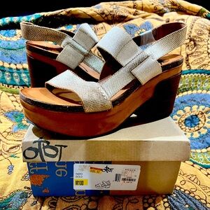 OTBT Indio Gold Chunky Platform Sandals leather gold metallic size 10 NEW